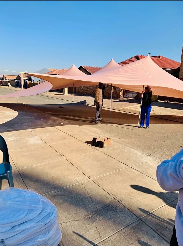 80 seater Stretch tent for Hire including poles - image 2