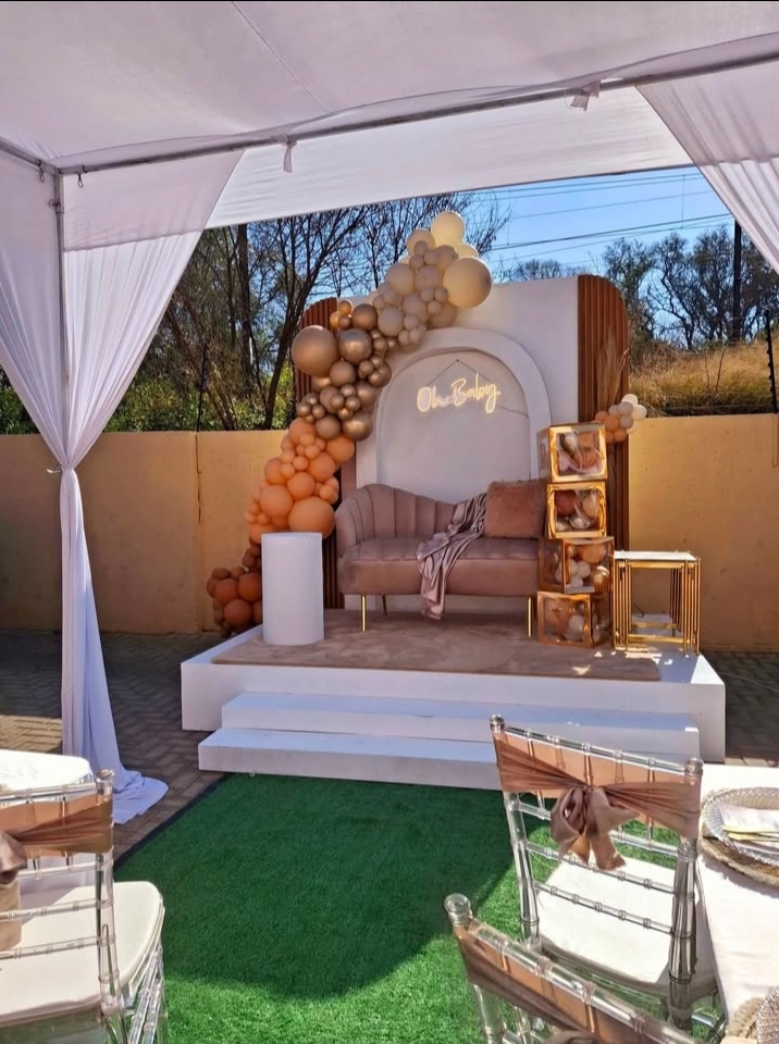 Backdrop ,  Stage And 2 Seater Couch For Hire - image 2